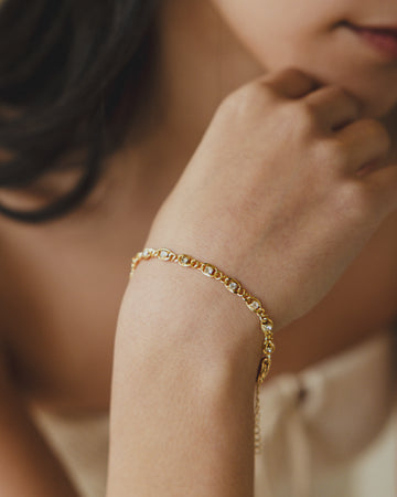 Golden Diamonds Bracelet