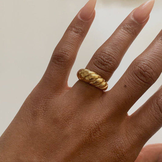 Croissant Ring