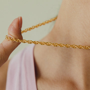 Twisted Anchor Necklace