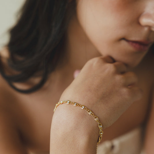 Golden Diamonds Bracelet