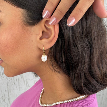 Drop Pearls Earrings