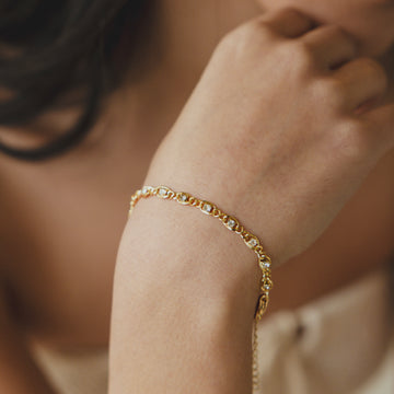 Golden Diamonds Bracelet